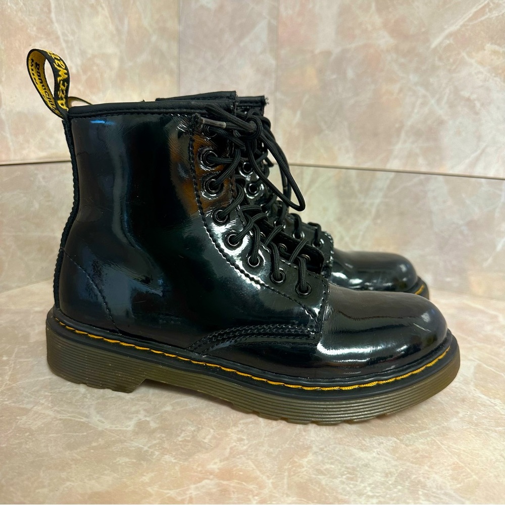 Dr. Martens 1460 Originals Union Jack 8 Eye Lace Up Boot zip